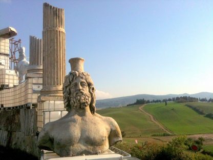 Volterra e Villaggio Natale di Andrea Bocelli Tour (da Pisa) - immagine 2