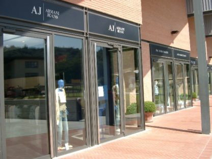 Livorno Shore Excursion: Outlet Shopping Tour from Livorno port - Image 5
